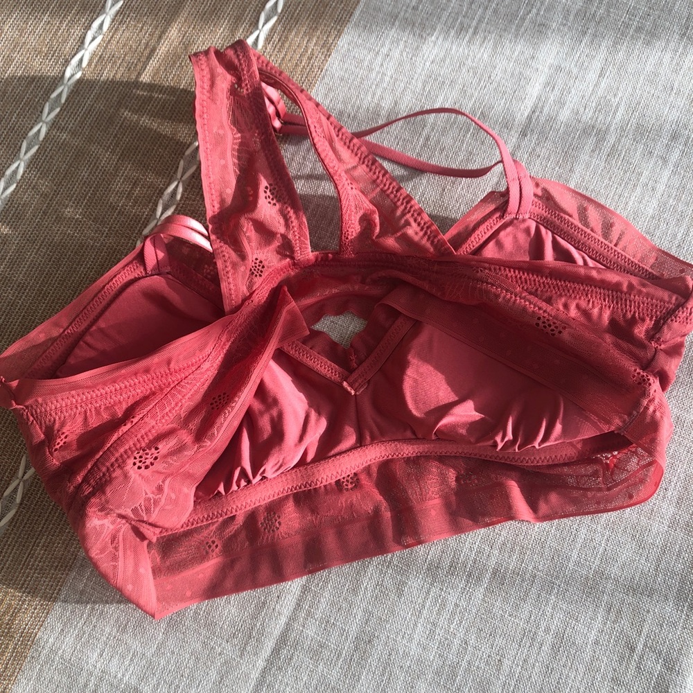 Aerie Bralette - Picture 5 of 8